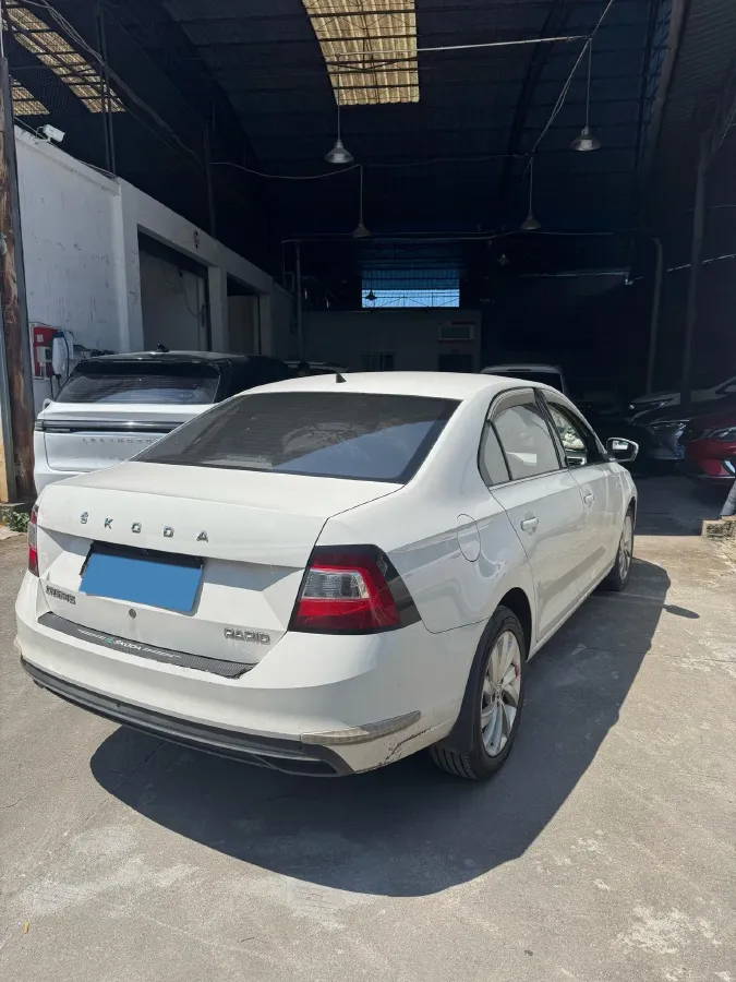 2019 SWM G01 1.5T 156HP L4 6AT,autocango,china used car exporter,china ev exporter,chinese used car exporter,chinese used ev exporter