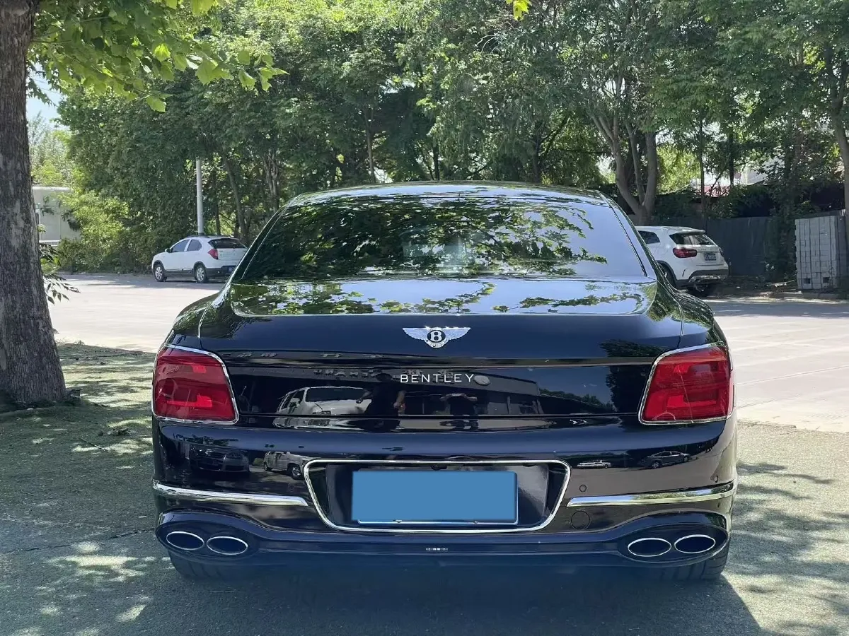 2021 Bentley Flying Spur 4.0T 550HP V8 8DCT,autocango,china used car exporter,china ev exporter,chinese used car exporter,chinese used ev exporter