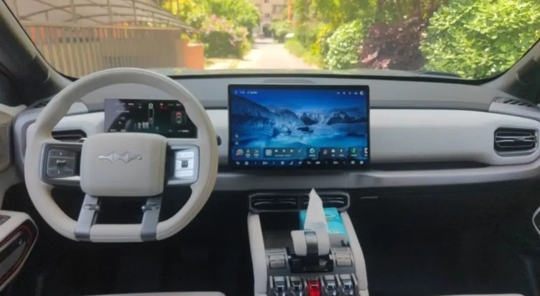 2025 FangChengBao Tai 3 BEV,autocango,china used car exporter,china ev exporter,chinese used car exporter,chinese used ev exporter