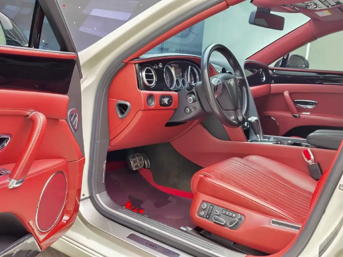 2017 Bentley Flying Spur 4.0T 528HP V8 8AT,autocango,china used car exporter,china ev exporter,chinese used car exporter,chinese used ev exporter