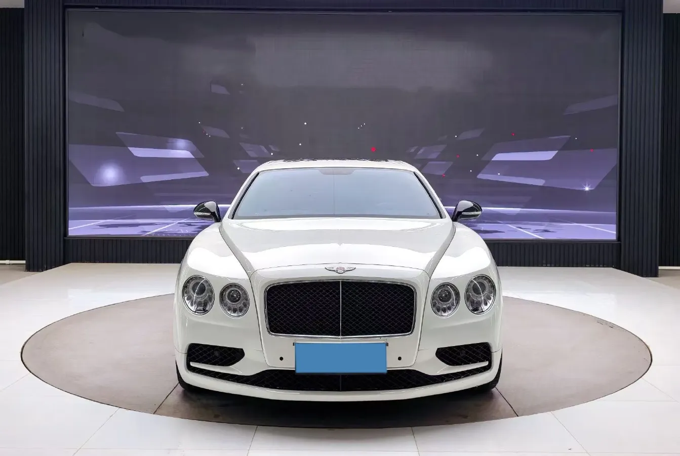 2017 Bentley Flying Spur 4.0T 528HP V8 8AT,autocango,china used car exporter,china ev exporter,chinese used car exporter,chinese used ev exporter