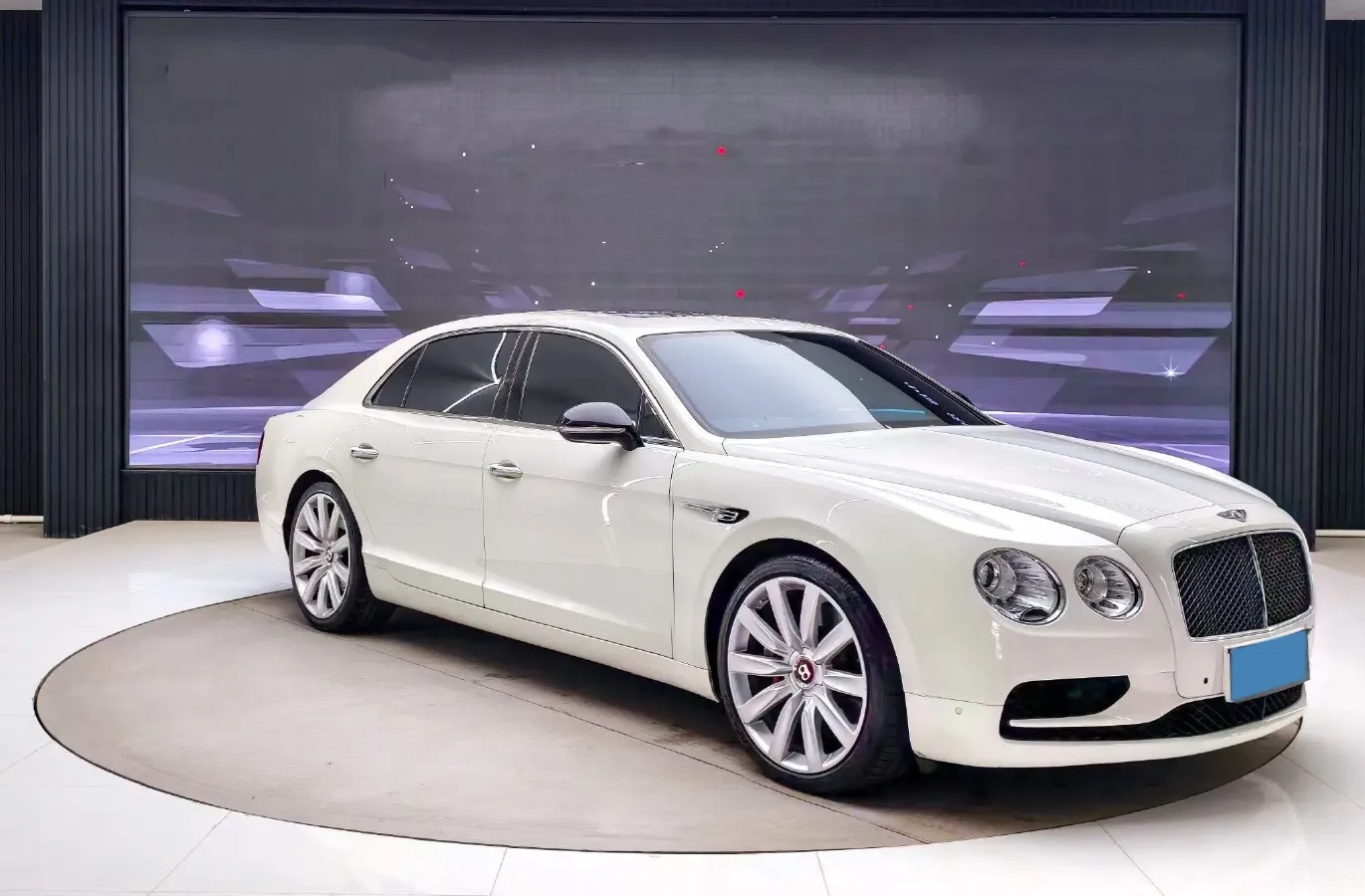 2017 Bentley Flying Spur 4.0T 528HP V8 8AT,autocango,china used car exporter,china ev exporter,chinese used car exporter,chinese used ev exporter