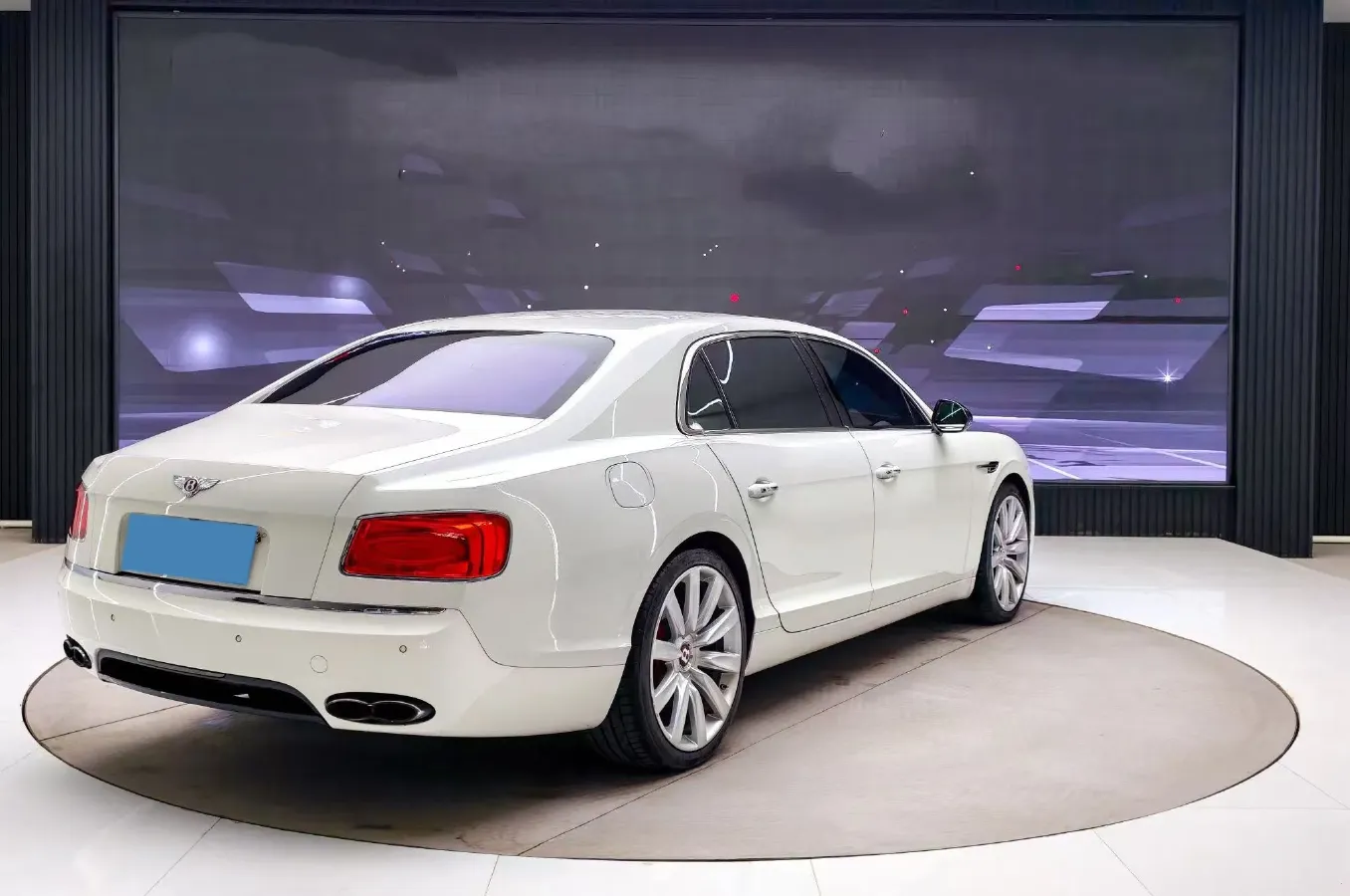 2017 Bentley Flying Spur 4.0T 528HP V8 8AT,autocango,china used car exporter,china ev exporter,chinese used car exporter,chinese used ev exporter