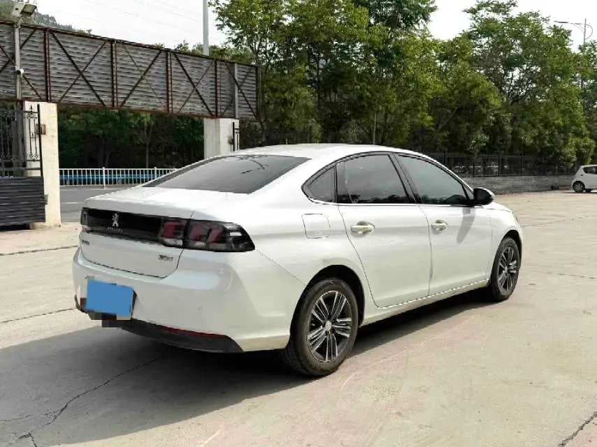 2016 Peugeot 308 1.6L 117HP L4 6AT,autocango,china used car exporter,china ev exporter,chinese used car exporter,chinese used ev exporter