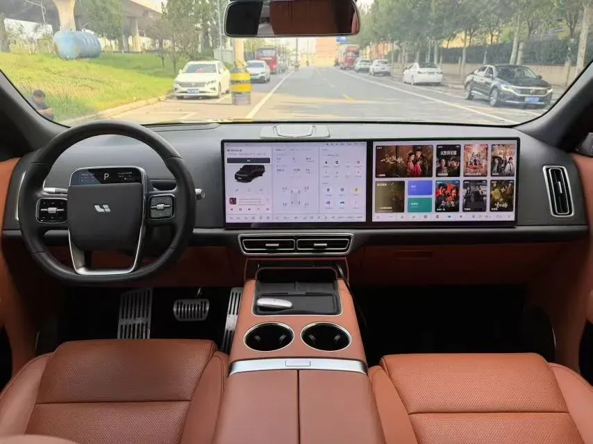 2024 Toyota Granvia 2.5L 189HP L4 E-CVT Hybrid,autocango,china used car exporter,china ev exporter,chinese used car exporter,chinese used ev exporter