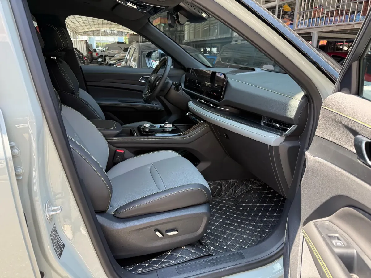2025 Ford Equator Sport 1.5T 150HP L4 2DHT PHEV 18.4KWH,autocango,china used car exporter,china ev exporter,chinese used car exporter,chinese used ev exporter