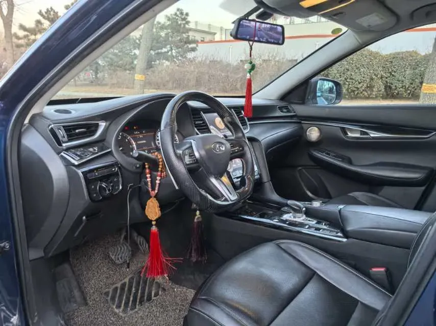 2018 Infiniti QX30 2.0T 211HP L4 7DCT,autocango,china used car exporter,china ev exporter,chinese used car exporter,chinese used ev exporter
