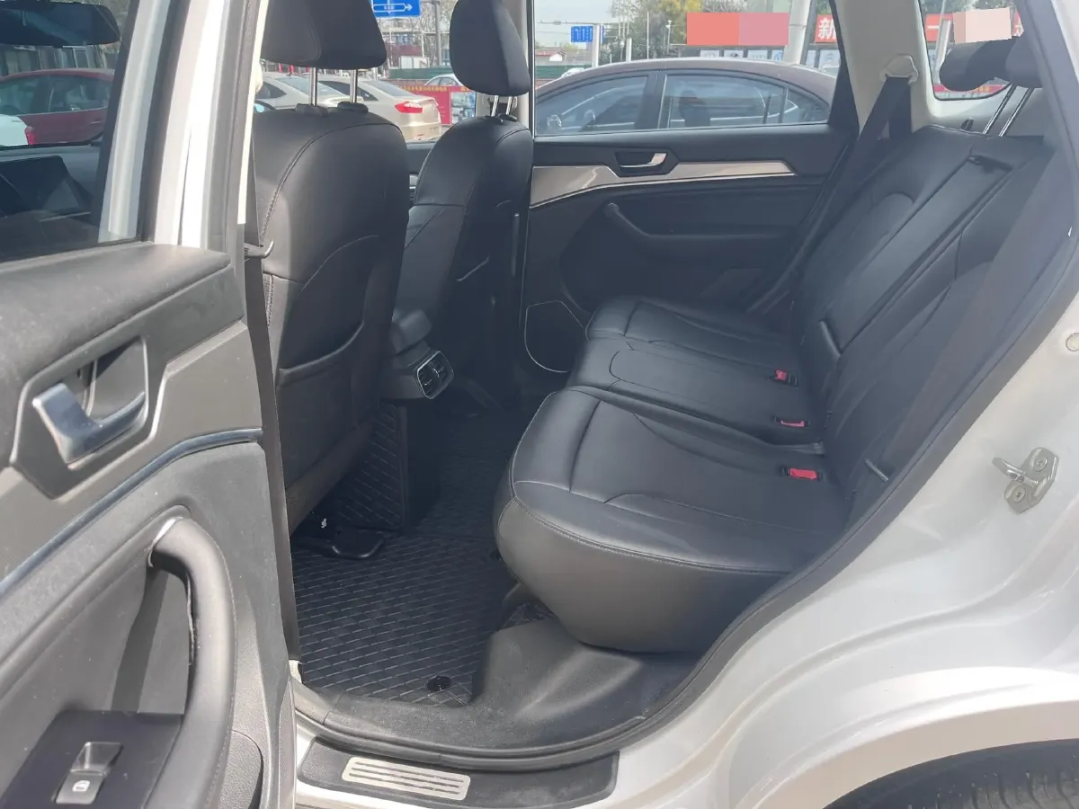 2018 Haval H6 1.5T 150HP L4 7DCT,autocango,china used car exporter,china ev exporter,chinese used car exporter,chinese used ev exporter