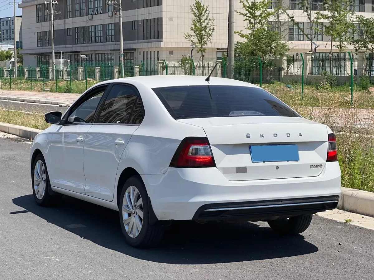 2019 SWM G01 1.5T 156HP L4 6AT,autocango,china used car exporter,china ev exporter,chinese used car exporter,chinese used ev exporter