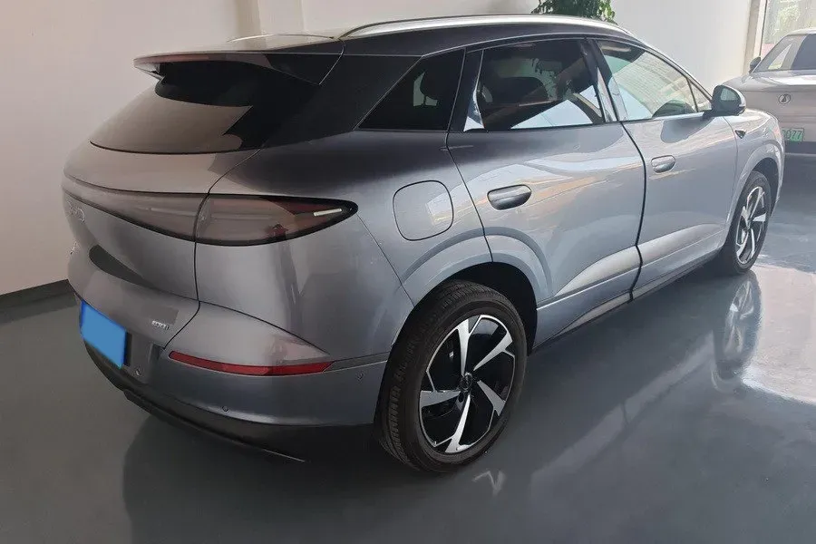 2025 LanDian E5 PLUS 1.5L 95HP L4 E-CVT PHEV,autocango,china used car exporter,china ev exporter,chinese used car exporter,chinese used ev exporter