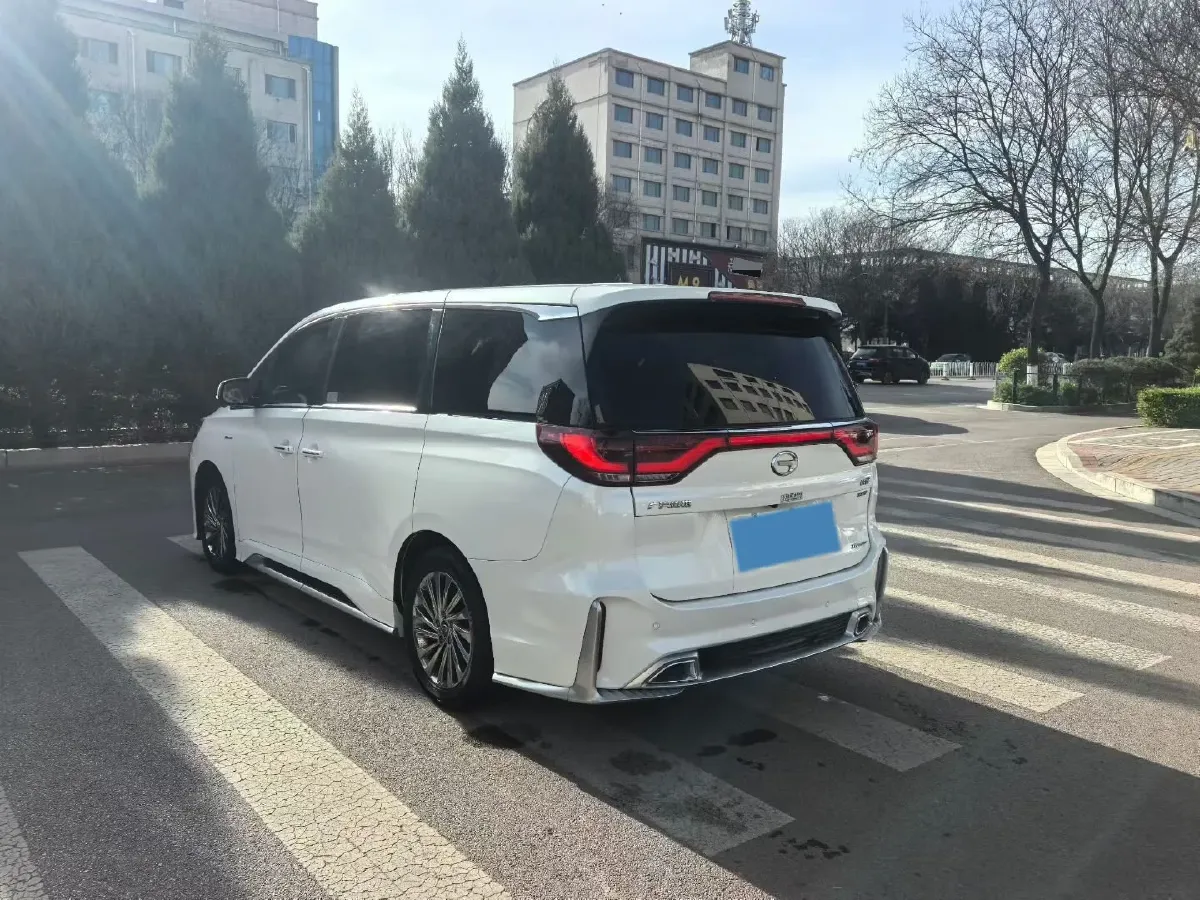 2021 GAC Trumpchi M8 2.0T 252HP L4 8AT,autocango,china used car exporter,china ev exporter,chinese used car exporter,chinese used ev exporter