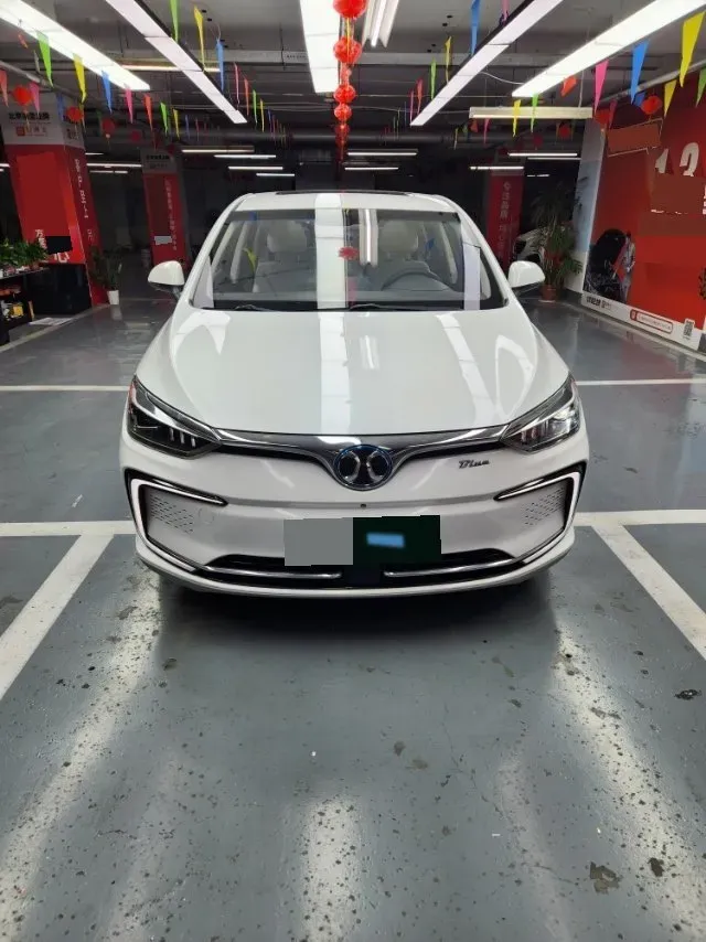 2018 BeiJing Auto EU5 BEV 53.66KWH,autocango,china used car exporter,china ev exporter,chinese used car exporter,chinese used ev exporter