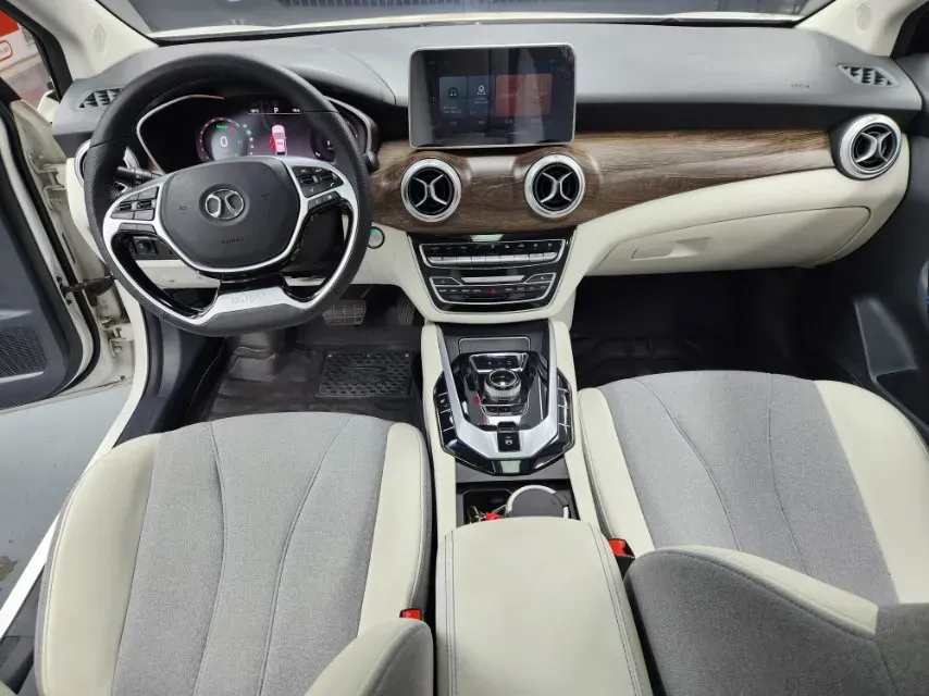 2018 BeiJing Auto EU5 BEV 53.66KWH,autocango,china used car exporter,china ev exporter,chinese used car exporter,chinese used ev exporter