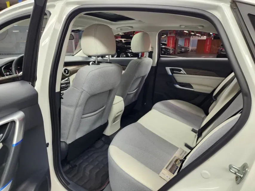 2018 BeiJing Auto EU5 BEV 53.66KWH,autocango,china used car exporter,china ev exporter,chinese used car exporter,chinese used ev exporter