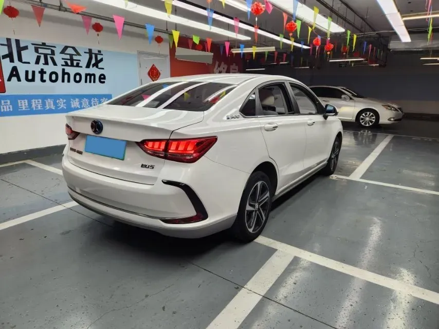 2018 BeiJing Auto EU5 BEV 53.66KWH,autocango,china used car exporter,china ev exporter,chinese used car exporter,chinese used ev exporter