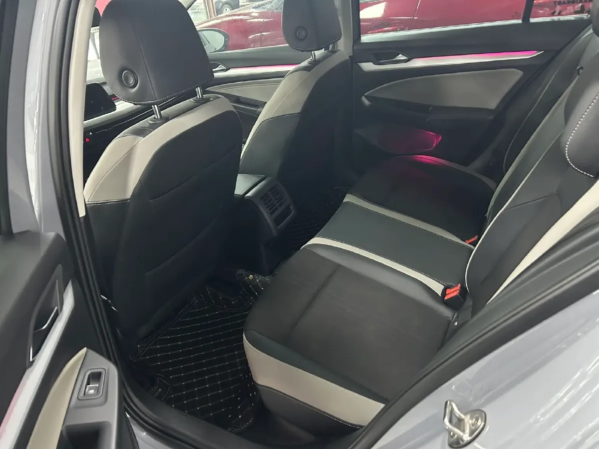 2021 Volkswagen Golf 1.4T 150HP L4 7DCT,autocango,china used car exporter,china ev exporter,chinese used car exporter,chinese used ev exporter