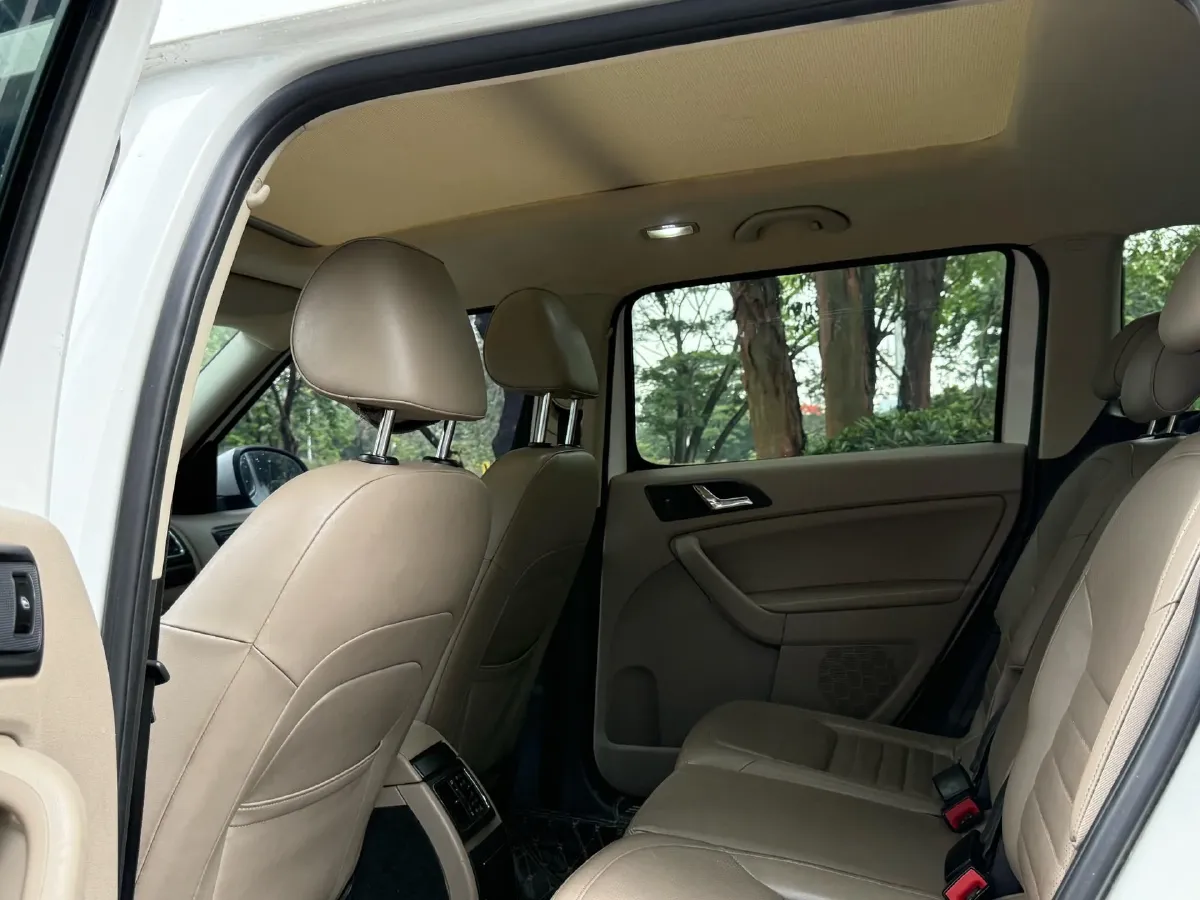 2017 Skoda Yeti 1.4T 150HP L4 7DCT,autocango,china used car exporter,china ev exporter,chinese used car exporter,chinese used ev exporter