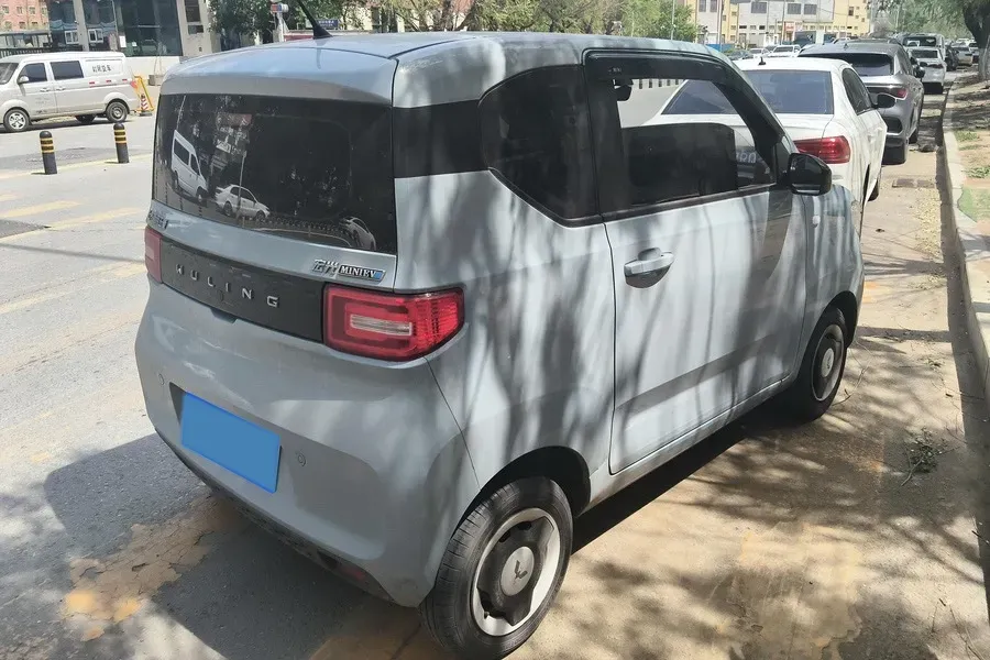 2022 LingBox uni BEV 11.52KWH,autocango,china used car exporter,china ev exporter,chinese used car exporter,chinese used ev exporter