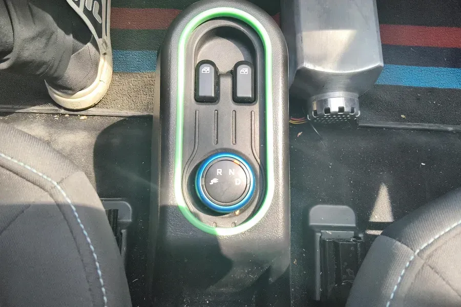 2022 LingBox uni BEV 11.52KWH,autocango,china used car exporter,china ev exporter,chinese used car exporter,chinese used ev exporter