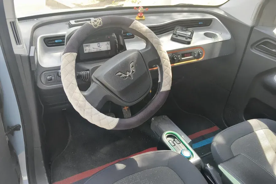 2022 LingBox uni BEV 11.52KWH,autocango,china used car exporter,china ev exporter,chinese used car exporter,chinese used ev exporter