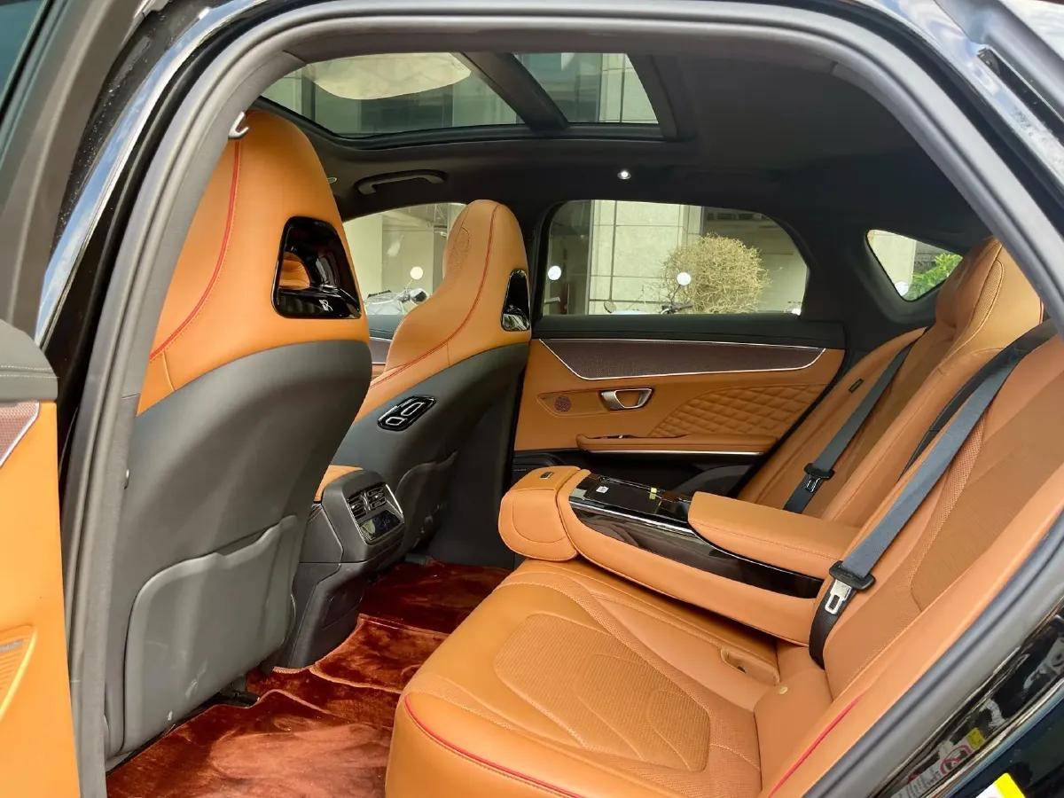 2022 Infiniti Q50L 2.0T 211HP L4 7AT,autocango,china used car exporter,china ev exporter,chinese used car exporter,chinese used ev exporter