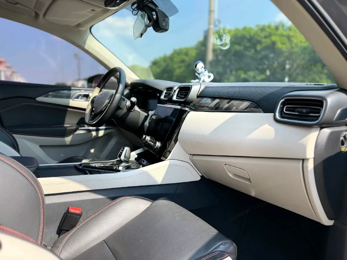 2018 Geely Emgrand GT 1.5T 180HP L3 7DCT,autocango,china used car exporter,china ev exporter,chinese used car exporter,chinese used ev exporter