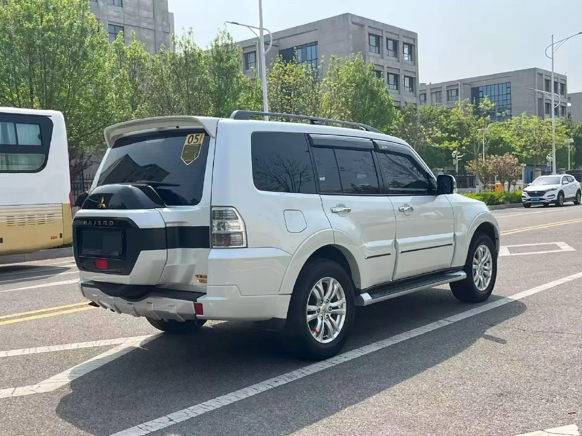2017 Honda Jade 1.8L 141HP L4 5AT,autocango,china used car exporter,china ev exporter,chinese used car exporter,chinese used ev exporter