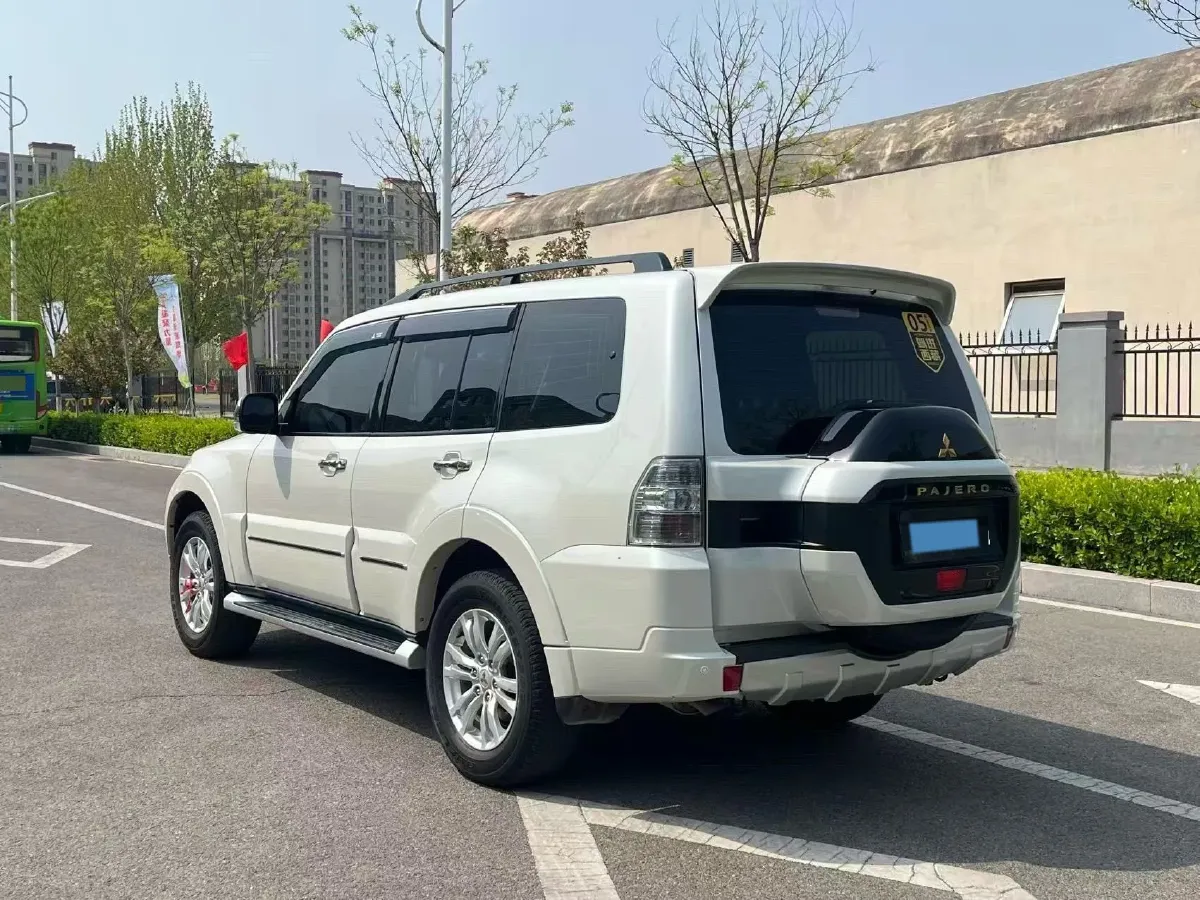 2017 Honda Jade 1.8L 141HP L4 5AT,autocango,china used car exporter,china ev exporter,chinese used car exporter,chinese used ev exporter