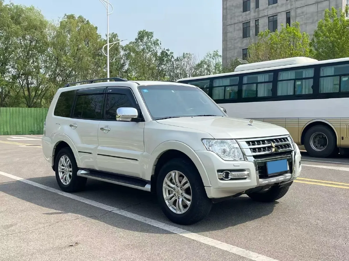 2017 Honda Jade 1.8L 141HP L4 5AT,autocango,china used car exporter,china ev exporter,chinese used car exporter,chinese used ev exporter