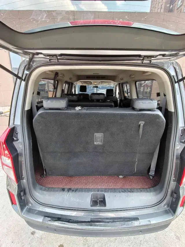 2021 WuLing ZhengChen 1.5T 147HP L4 6MT,autocango,china used car exporter,china ev exporter,chinese used car exporter,chinese used ev exporter