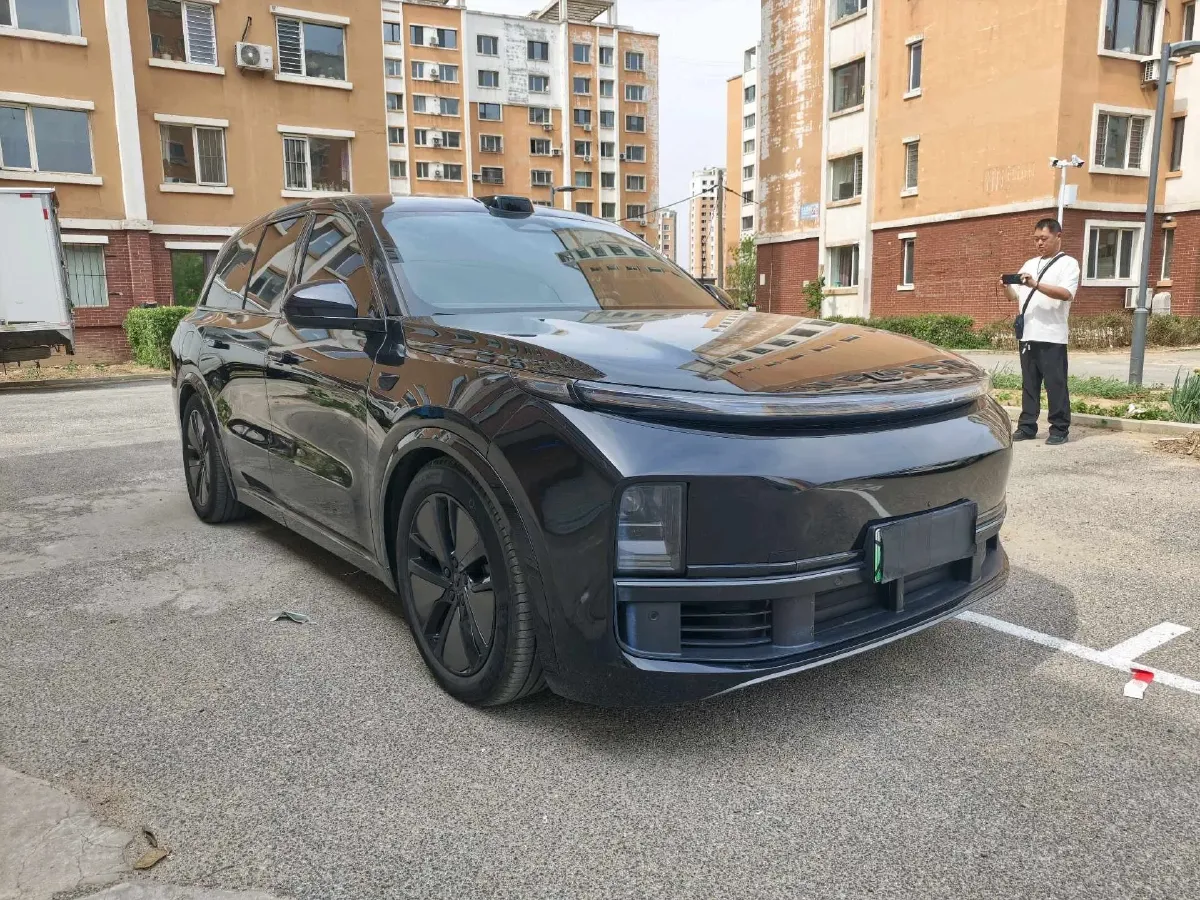 2024 Toyota Granvia 2.5L 189HP L4 E-CVT Hybrid,autocango,china used car exporter,china ev exporter,chinese used car exporter,chinese used ev exporter