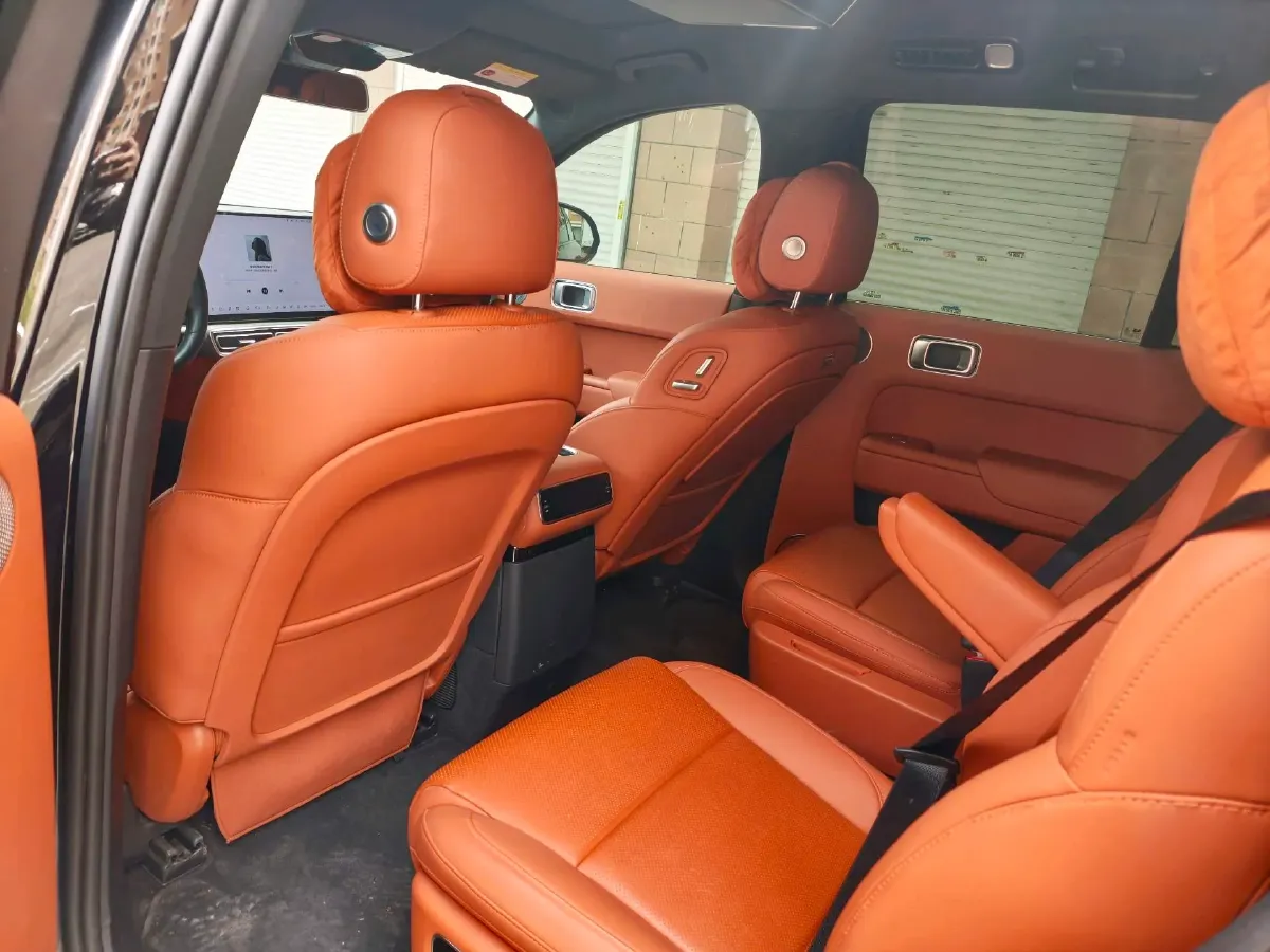 2024 Toyota Granvia 2.5L 189HP L4 E-CVT Hybrid,autocango,china used car exporter,china ev exporter,chinese used car exporter,chinese used ev exporter