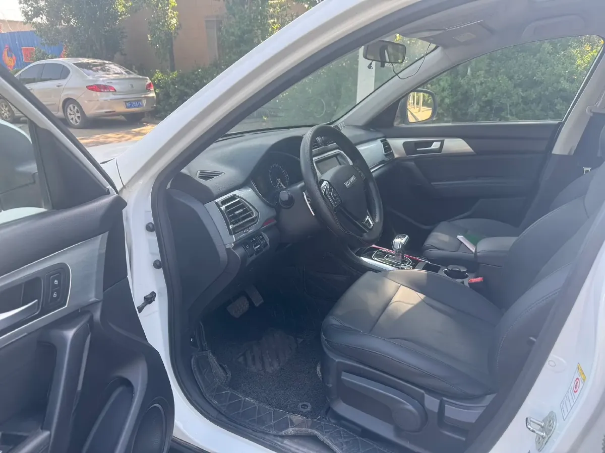 2018 Haval H2 1.5T 150HP L4 7DCT,autocango,china used car exporter,china ev exporter,chinese used car exporter,chinese used ev exporter