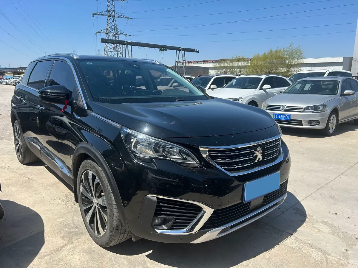 2017 Peugeot 5008 1.8T 204HP L4 6AT,autocango,china used car exporter,china ev exporter,chinese used car exporter,chinese used ev exporter