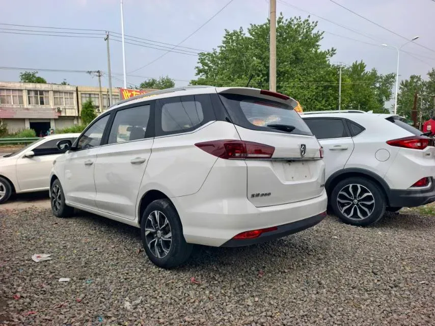 2019 BaoJun 360 1.5L 105HP L4 CVT,autocango,china used car exporter,china ev exporter,chinese used car exporter,chinese used ev exporter