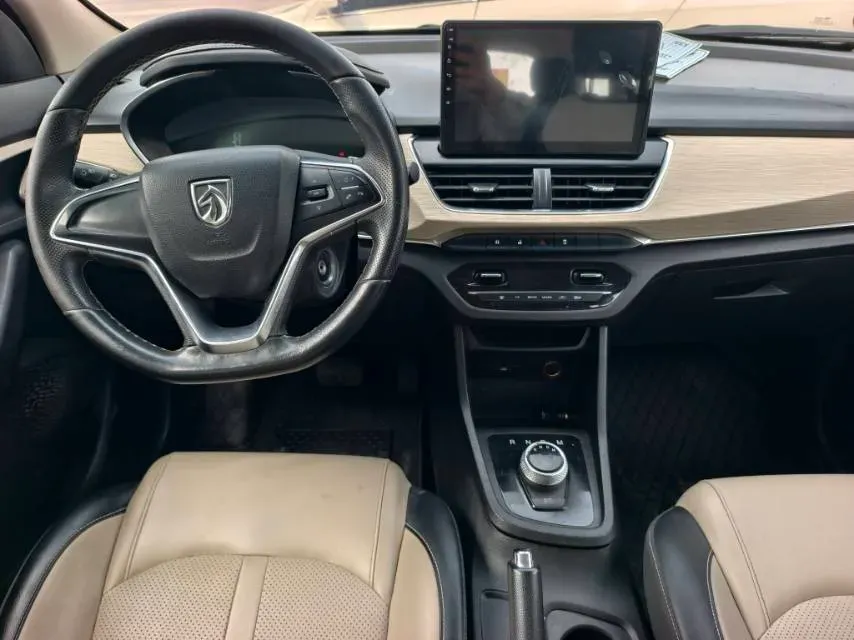 2019 BaoJun 360 1.5L 105HP L4 CVT,autocango,china used car exporter,china ev exporter,chinese used car exporter,chinese used ev exporter