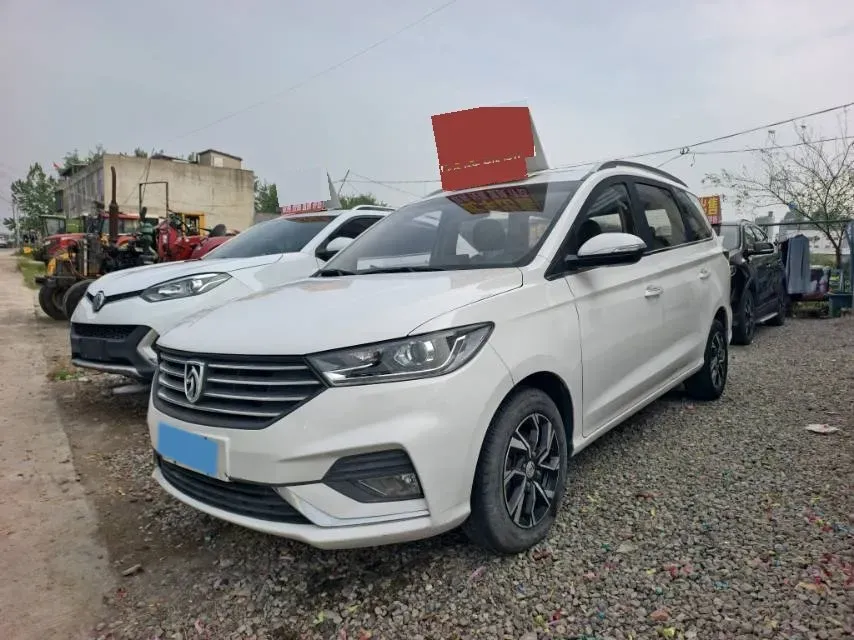 2019 BaoJun 360 1.5L 105HP L4 CVT,autocango,china used car exporter,china ev exporter,chinese used car exporter,chinese used ev exporter