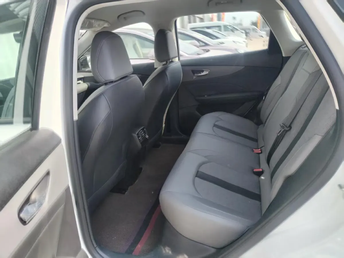 2025 MG MG ES5 BEV 49.1KWH,autocango,china used car exporter,china ev exporter,chinese used car exporter,chinese used ev exporter