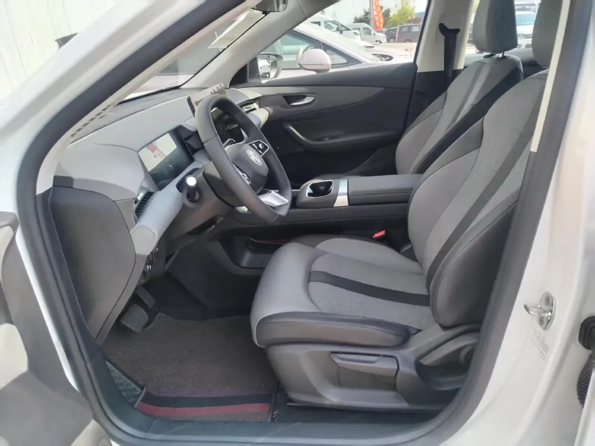 2025 MG MG ES5 BEV 49.1KWH,autocango,china used car exporter,china ev exporter,chinese used car exporter,chinese used ev exporter