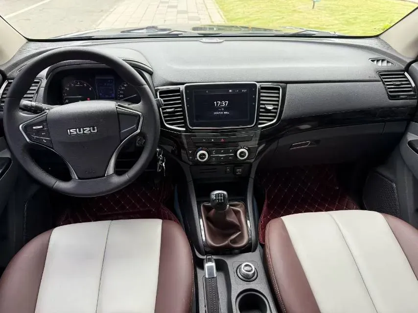 2019 Isuzu D-MAX 3.0T 177HP L4 6AT,autocango,china used car exporter,china ev exporter,chinese used car exporter,chinese used ev exporter