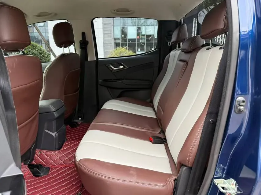 2019 Isuzu D-MAX 3.0T 177HP L4 6AT,autocango,china used car exporter,china ev exporter,chinese used car exporter,chinese used ev exporter