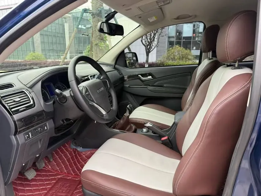 2019 Isuzu D-MAX 3.0T 177HP L4 6AT,autocango,china used car exporter,china ev exporter,chinese used car exporter,chinese used ev exporter