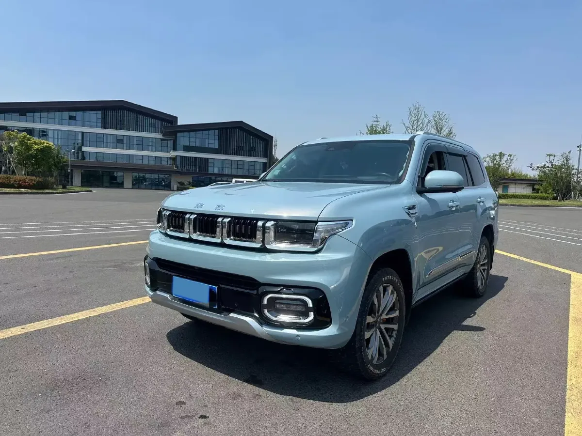 2022 Beijing BJ60 2.0T 267HP L4 8AT,autocango,china used car exporter,china ev exporter,chinese used car exporter,chinese used ev exporter