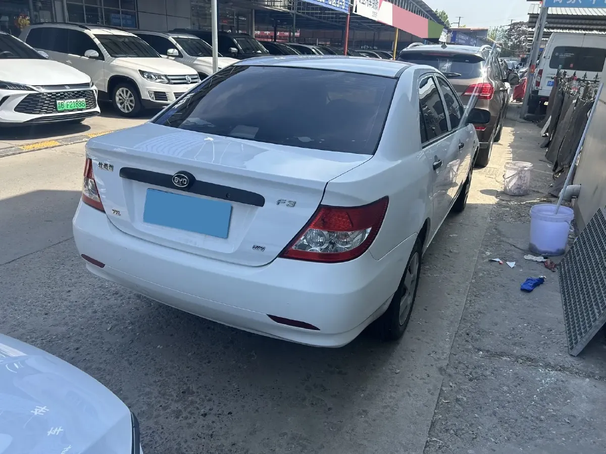 2016 BYD F3 1.5L 109HP L4 5MT,autocango,china used car exporter,china ev exporter,chinese used car exporter,chinese used ev exporter
