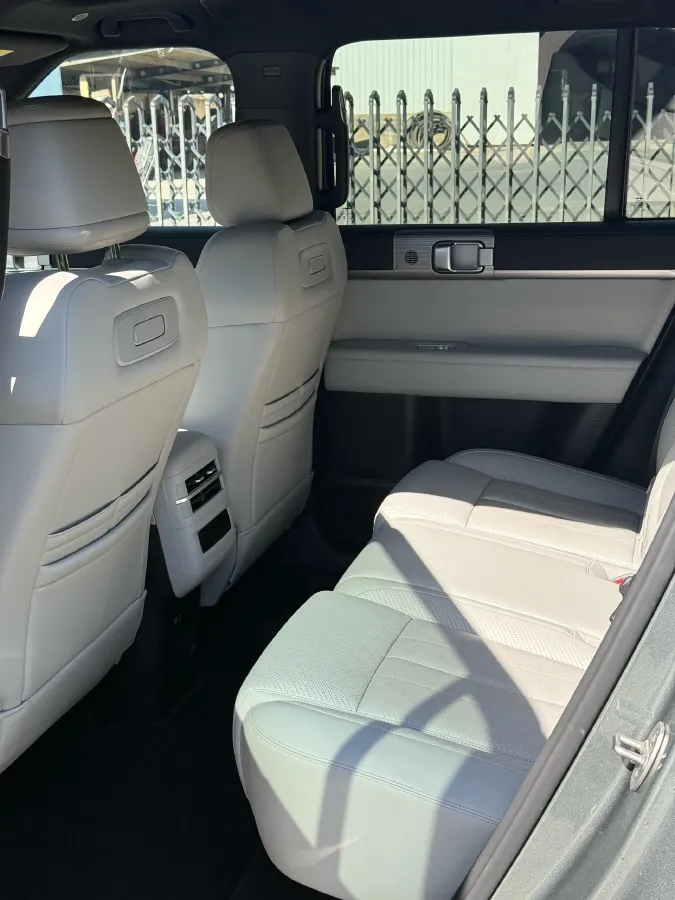 2025 FangChengBao Tai 7 1.5T 156HP L4 E-CVT PHEV,autocango,china used car exporter,china ev exporter,chinese used car exporter,chinese used ev exporter