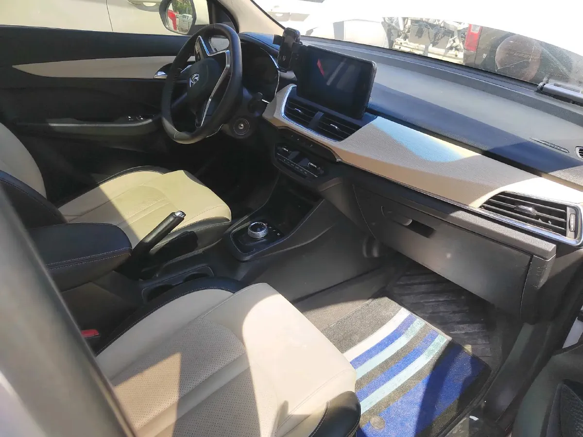 2019 BaoJun 360 1.5L 105HP L4 CVT,autocango,china used car exporter,china ev exporter,chinese used car exporter,chinese used ev exporter