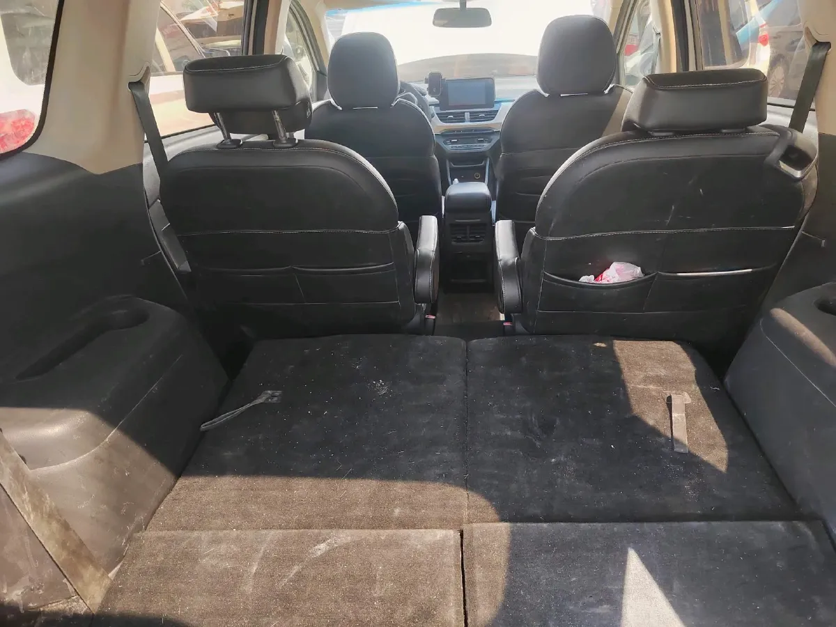 2019 BaoJun 360 1.5L 105HP L4 CVT,autocango,china used car exporter,china ev exporter,chinese used car exporter,chinese used ev exporter