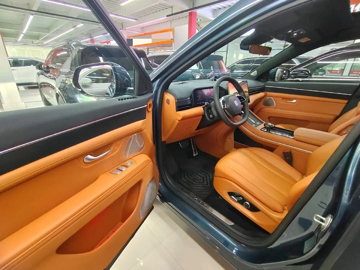 2024 AITO AITO M7 1.5T 152HP L4 REEV 38.5KWH,autocango,china used car exporter,china ev exporter,chinese used car exporter,chinese used ev exporter