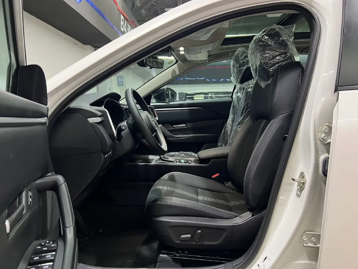 2023 Mazda CX-50 2.0L 155HP L4 6AT,autocango,china used car exporter,china ev exporter,chinese used car exporter,chinese used ev exporter