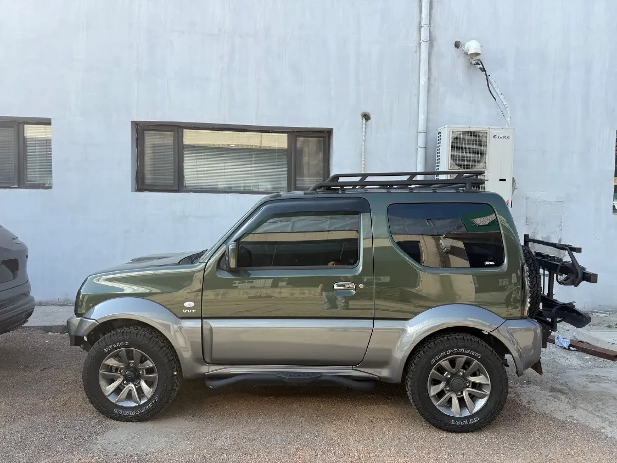 2015 Suzuki Jimny 1.3L 85HP L4 4AT,autocango,china used car exporter,china ev exporter,chinese used car exporter,chinese used ev exporter
